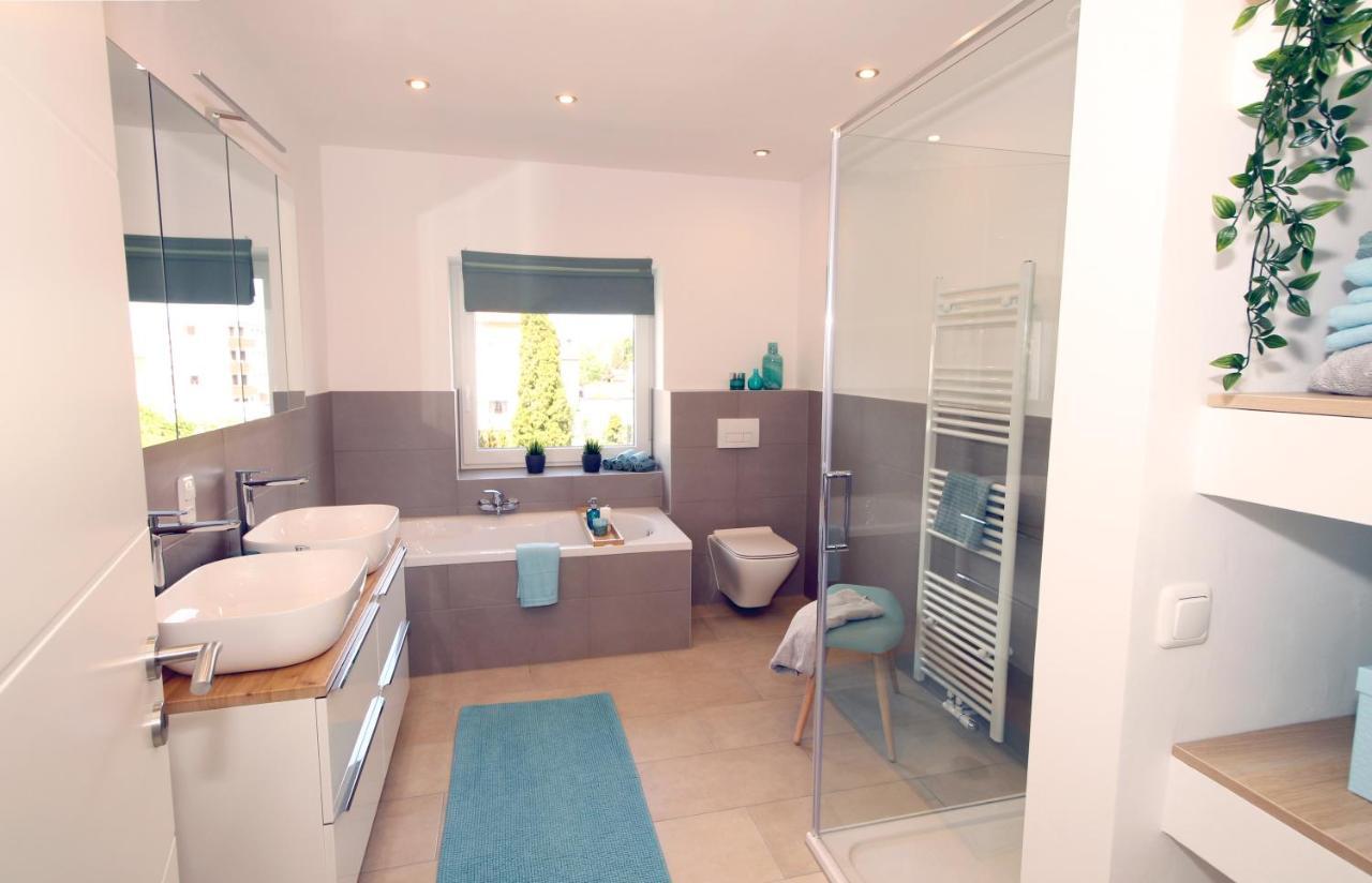 Ferienhaus Westermann, 4 Schlafzimmer, Waschmaschine, Trockner, Businesswohnung, Monteurzimmer Salzgitter Exterior foto